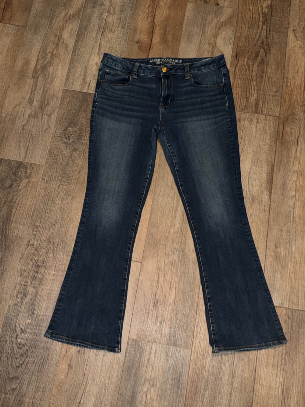 American Eagle skinny kick jeans 14 short - Picture 2 of 9